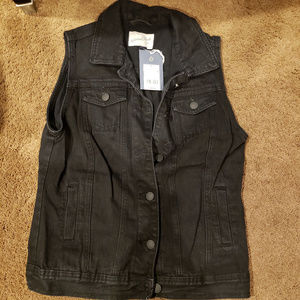 New Small Black Denim Vest Jacket